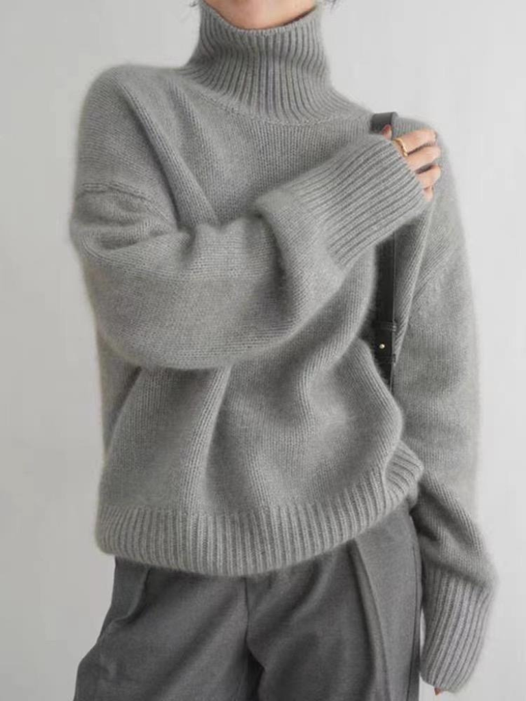 Luxe Turtleneck Sweater | LouLou Couture