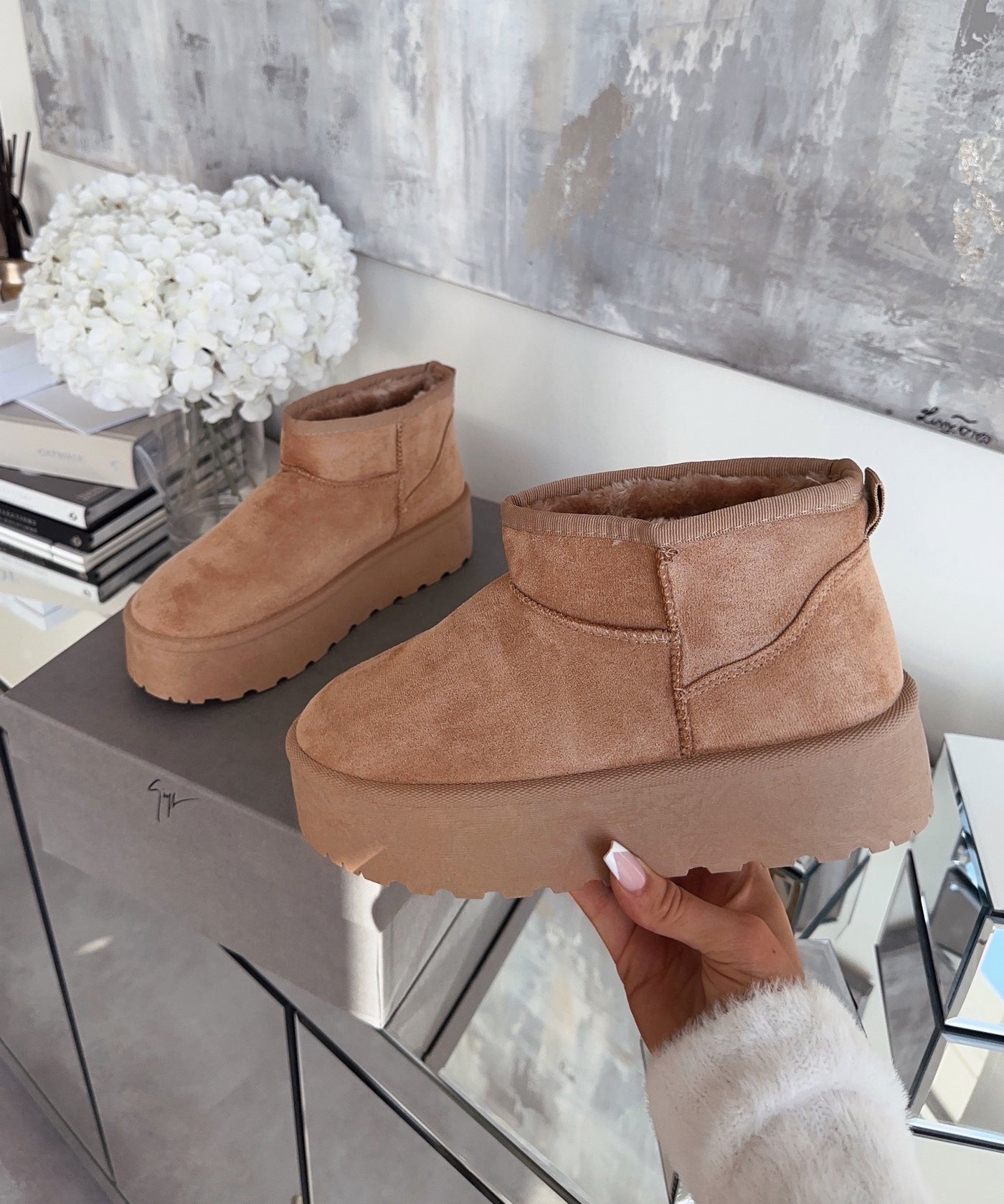 Lined platform boots camel - LouLou Couture