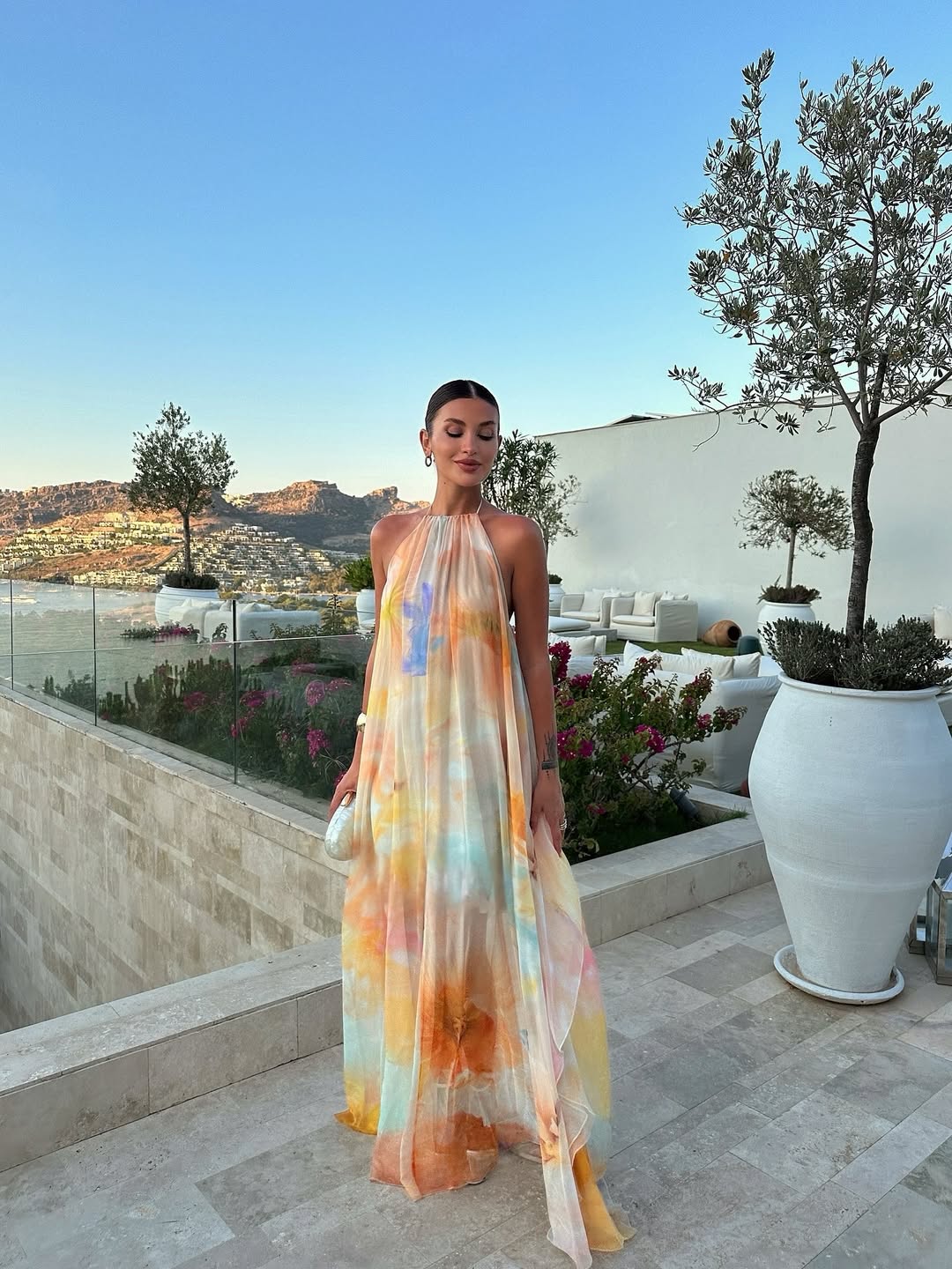 halter spring wedding guest dress Ever-Pretty Sleeveless Halter Neck Chiffon Midi Summer Formal Wedding Guest Dress with A-Line