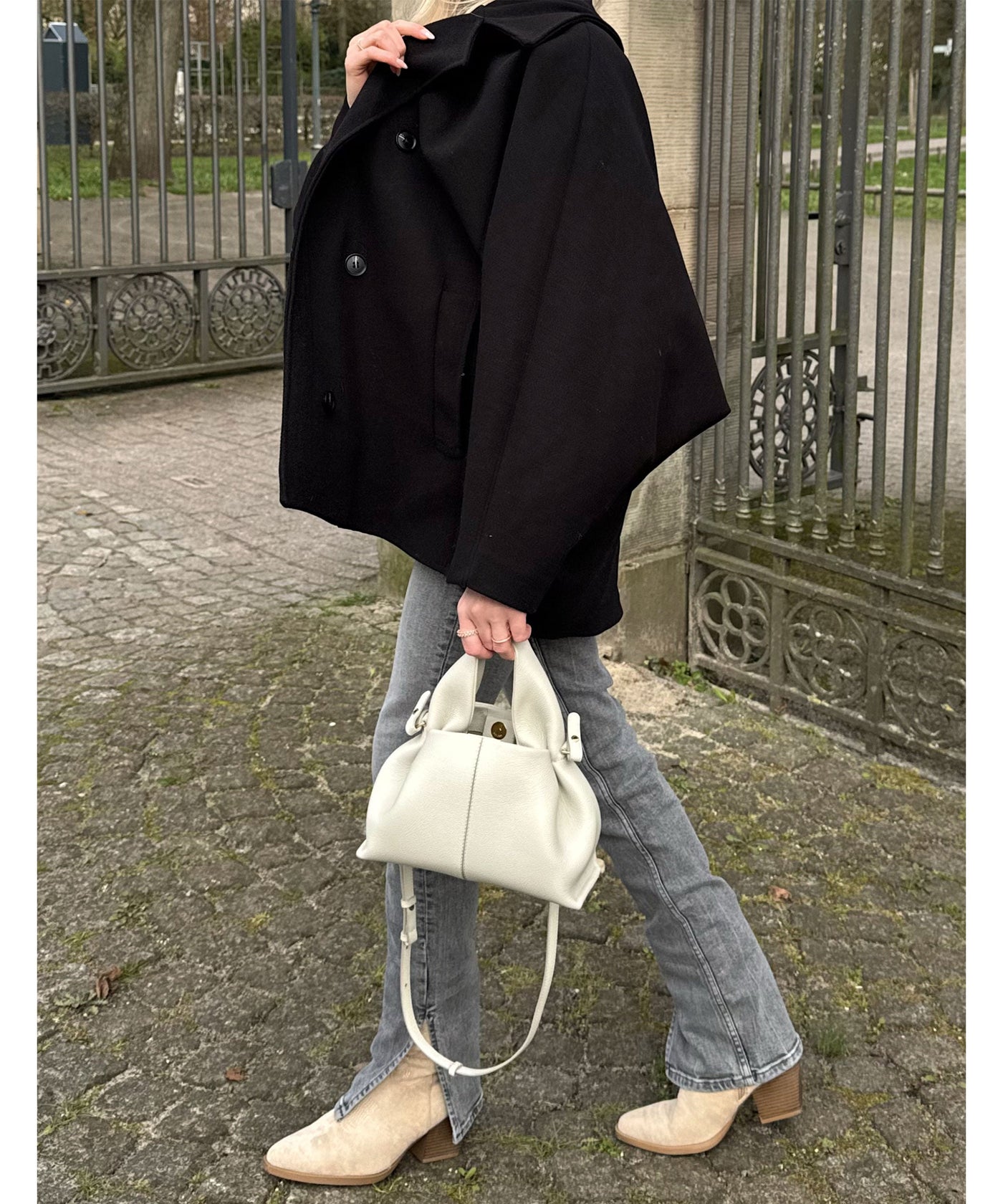 Black Oversized Joana Jacket | LouLou Couture