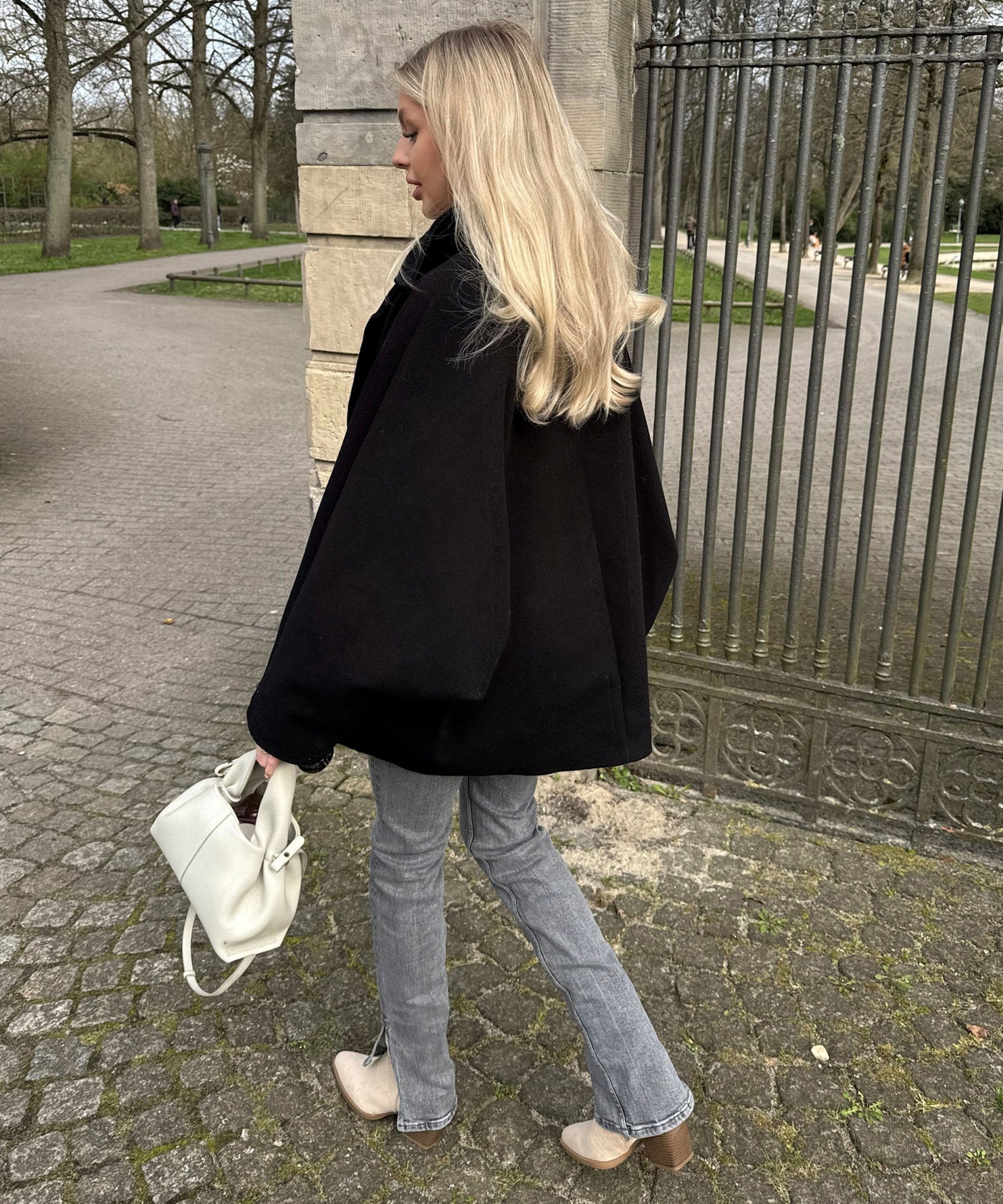 Black Oversized Joana Jacket | LouLou Couture