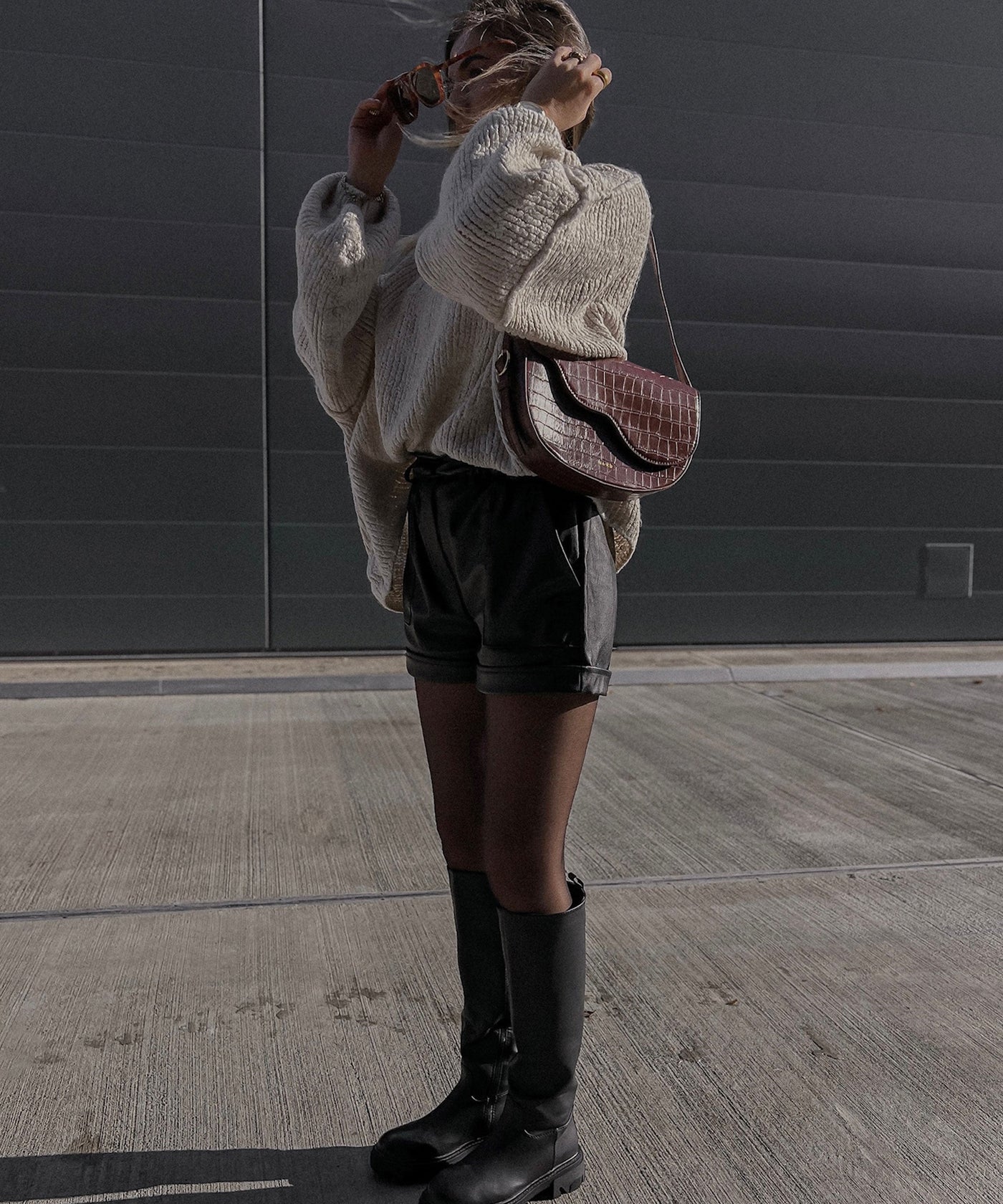 Creme Pullover | LouLou Couture