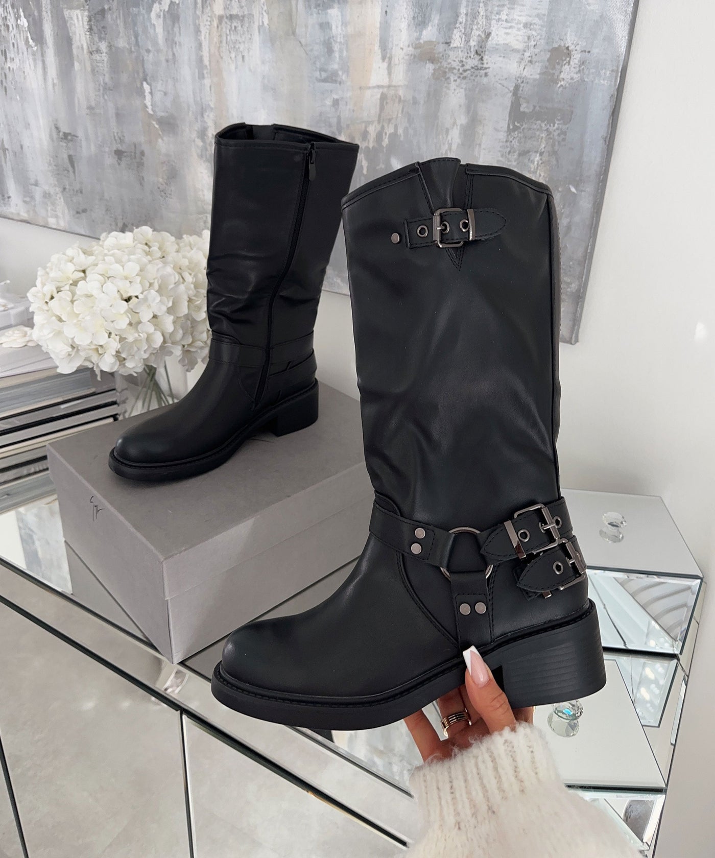 Black Knee Boots | LouLou Couture