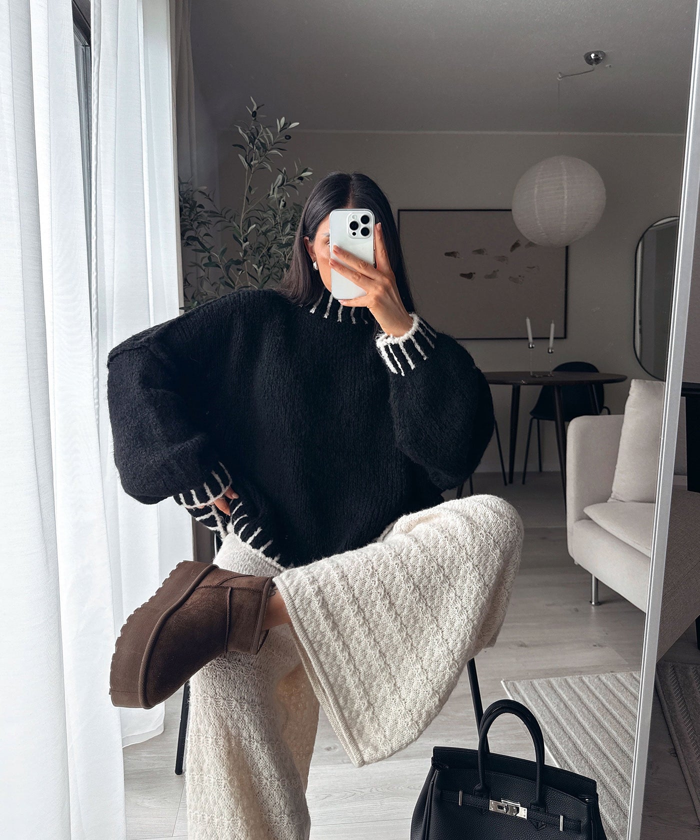 Black Salma Pullover | LouLou Couture
